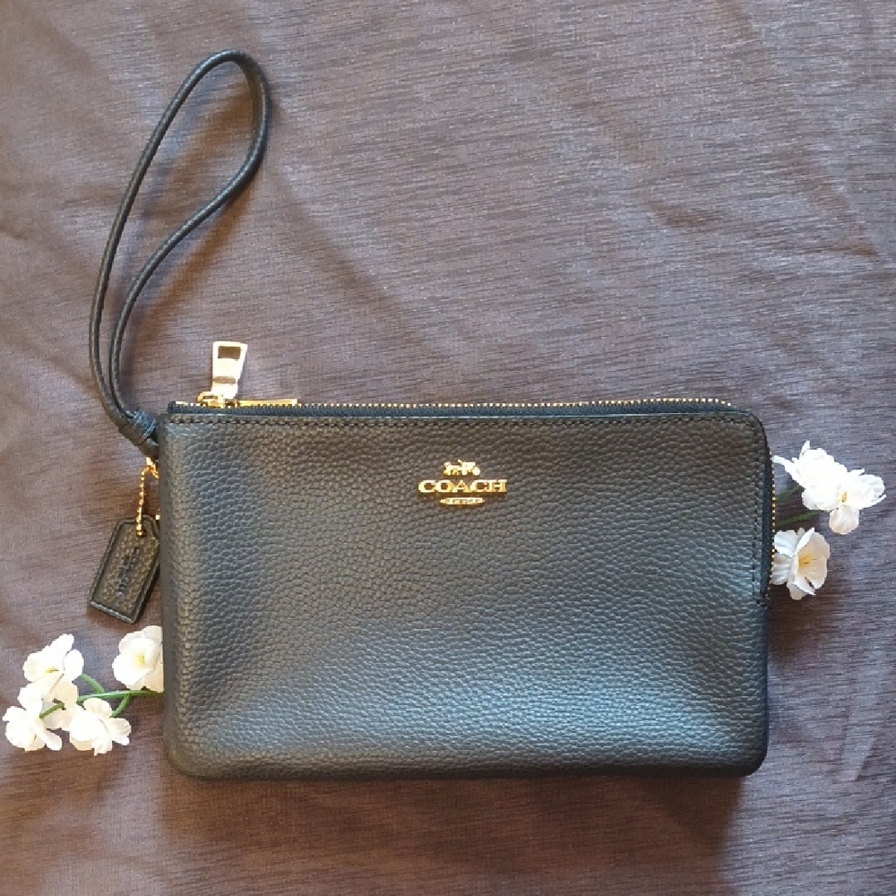 Coach Navy Leather Wristlet DOUBLE ZIP